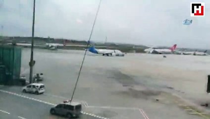 Ukrayna uçaklarına bomba ihbarı