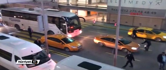 Atatürk Havalimanı'nda silah sesleri