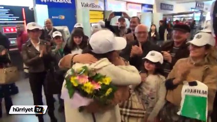 Okyanusta 20 saat mücadele eden Dilek Ergül döndü