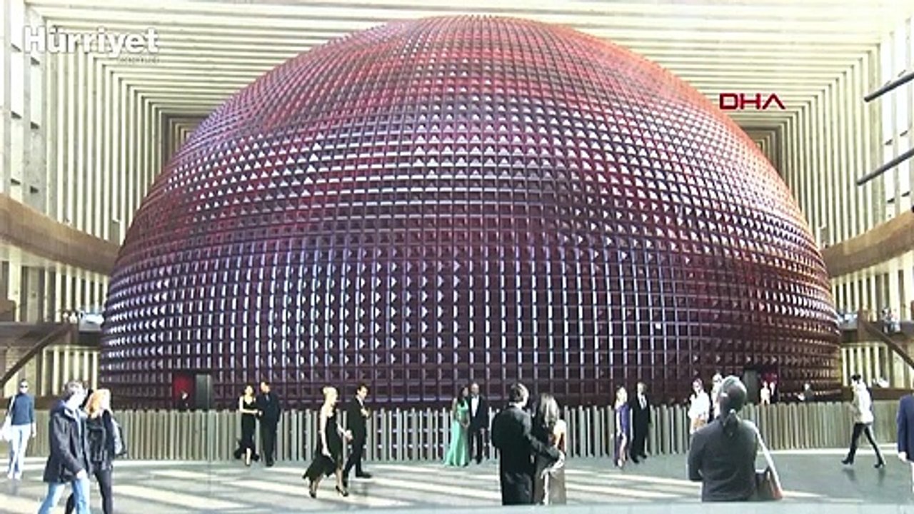 Atatürk Kültür Merkezi (AKM) inşaatında oditoryum ortaya çıktı