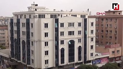 Çatıya çıkıp, tabancayla ateş açtı
