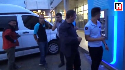 ATM'den para çekerken şüphelenince ortaya çıktı
