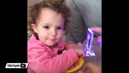 Atatürk'e dede diyen bebek