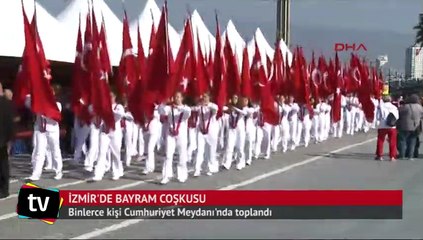 Cumhuriyet Bayramı İzmir'de coşkuyla kutlanıyor