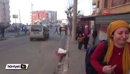 Teröristler, içerisinde öğrencilerin bulunduğu kültür merkezini ateşe verdi