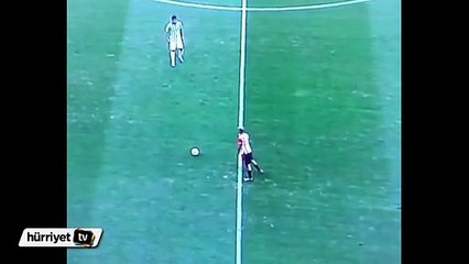 Mikel Rico'nun güldüren çalımı