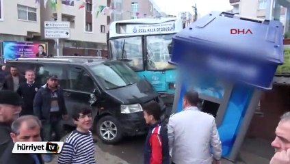 Direği devirdi, araçları ezdi, para makinasına çarptı