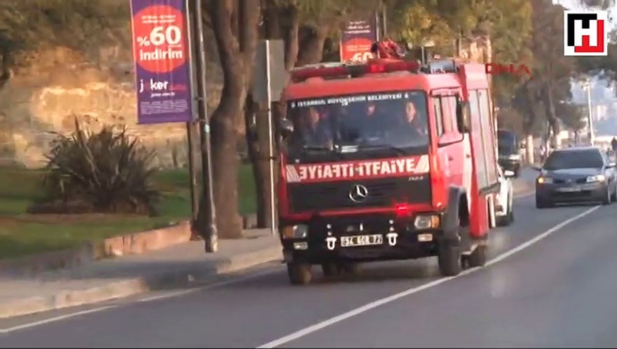 Taksiden inip denize doğru koştu...