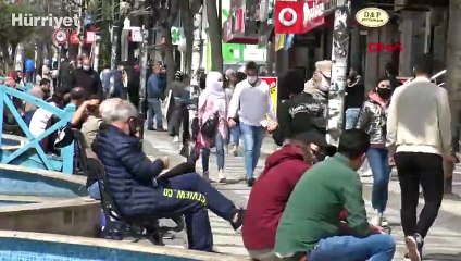 Avcılar'da yasaklara rağmen sokaklardaki yoğunluk sürüyor