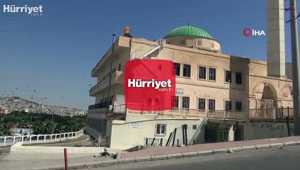 Namaza giden cemaat pencerede asılı erkek cesedi buldu