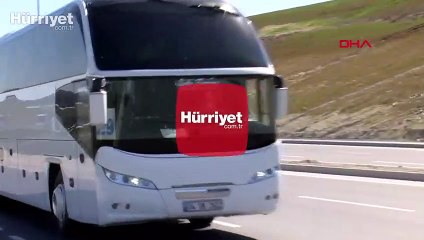 Avrupa'dan gelen Türkleri taşıyan uçak indi