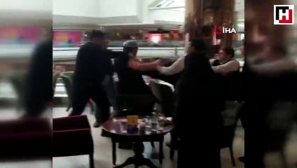 AVM’de “çöp döktün” iddiasına dayak