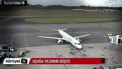 Avustralya'da pistte duran uçağa yıldırım düştü