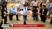 Azeri çocukların kafkas dansı büyüledi
