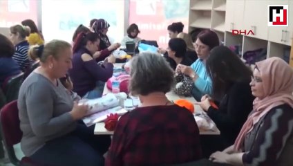 Kızı için işaret dili öğrendi, onu hayata bağladı