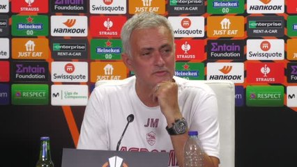 Mourinho: "Me parece que todos los tiburones fracasados de la Champions van a llegar"