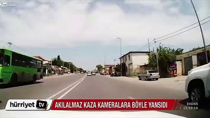 Akılalmaz kaza kameralara böyle yansıdı