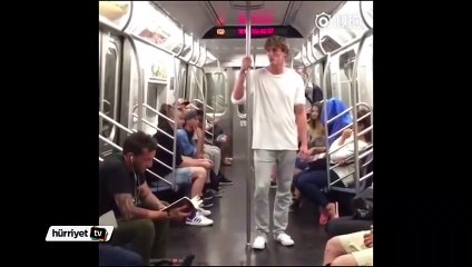 Metroda böyle bacak açtı