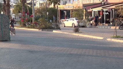 Engelli bisikletçi sahilde Dünya Kupasına hazırlanıyor