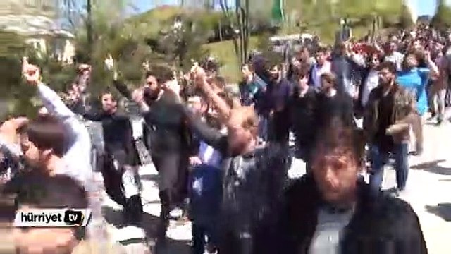 Sakarya Üniversitesi'nde bahar şenliği karşıtı gösteri