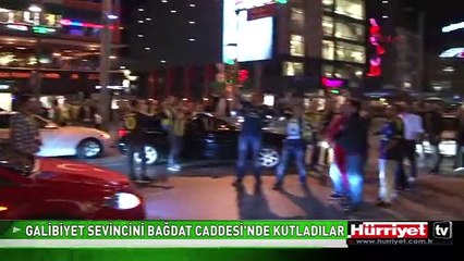 FENERBAHÇE TARAFTARLARI GALİBİYET SEVİNCİNİ BAĞDAT CADDESİ'NDE KUTLADI