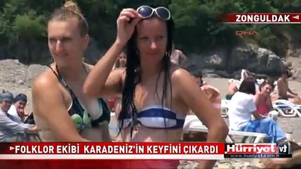 ÖNCE ÇÖP TOPLADILAR, SONRA DENİZE GİRDİLER