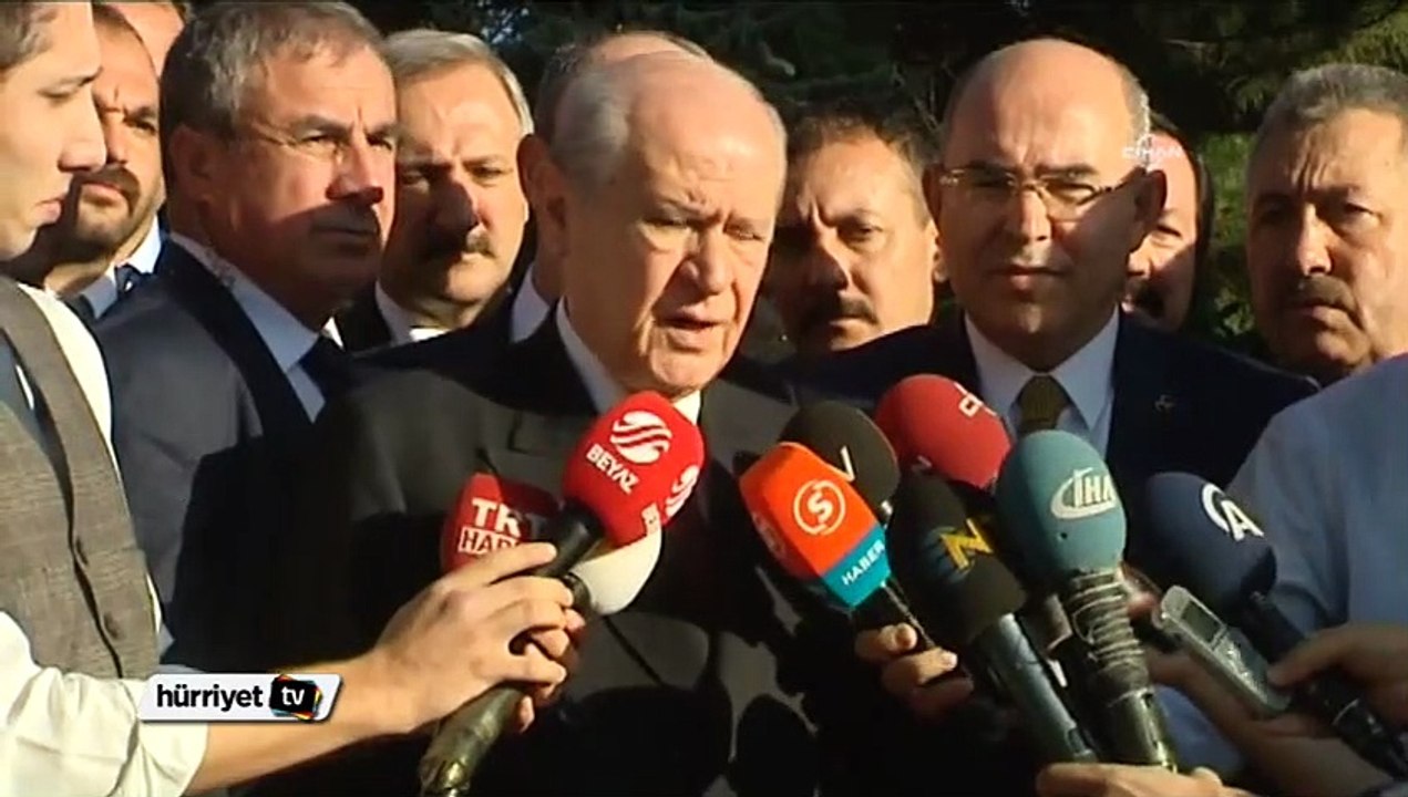 Bahçeli'den Bayram namazı çıkışı sert açıklamalar