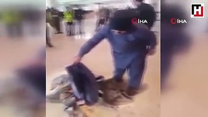 Pakistanlı bakan, uçuşu iptal edilince kıyafetlerini yaktı