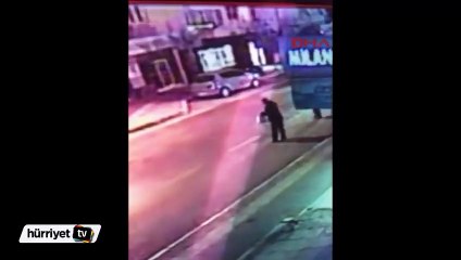 Trafik canavarı durakta yakaladı