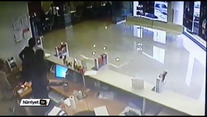 Kredi kartı borcu nedeniyle banka soydu, yakalandı