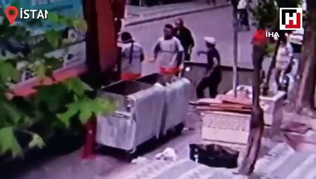 Sultangazi’de temizlik işçisine baltalı saldırı kamerada