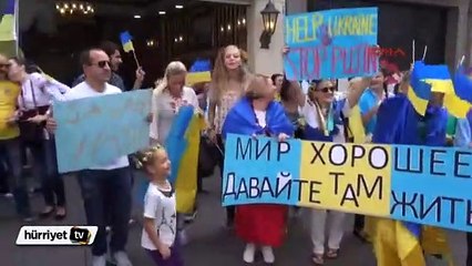 Ukraynalılar barış için yürüdü