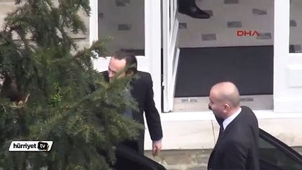 Kıvanç Tatlıtuğ Paris’te Başak Dizer’le evlendi