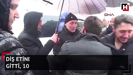 Diş etinde kanama şikayetiyle hastaneye gitti...