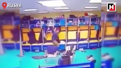 Basketbol maçı oynanırken soyunma odasına hırsız girdi