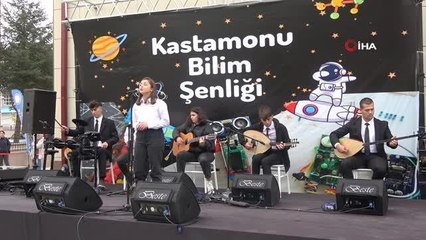 Öğrenciler bilimi şenlikte öğreniyor