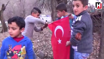Sınır çocuklarının bayrak sevgisi