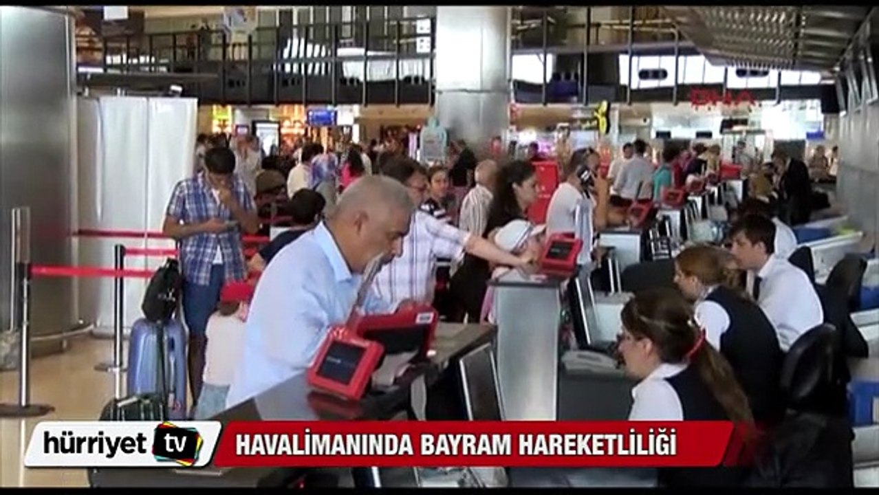Havalimanında bayram hareketliliği
