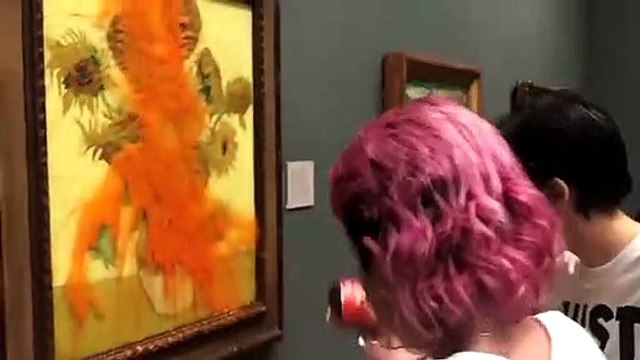 Militantes ecologistas arrojaron sopa sobre “Los girasoles” de Van Gogh en museo de Londres