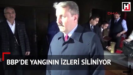 Makam odasına girdi... Savaş alanına dönmüş