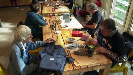 Reparar eletrodomésticos no café