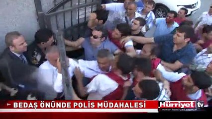 BEDAŞ ÖNÜNDE POLİS MÜDAHALESİ