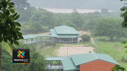 tn7-docentes-de-liceo-indigena-rey-curre-reubicar-sede-141022