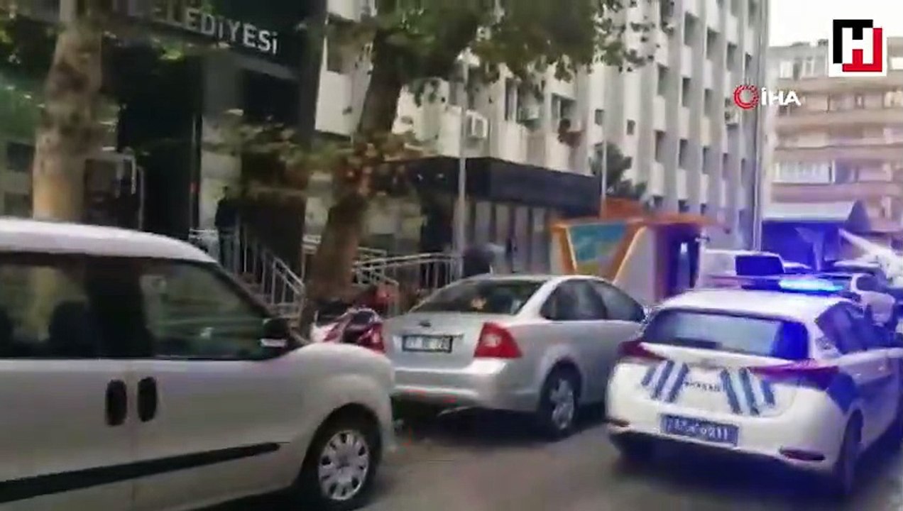 Yalova Belediyesi’nde silah sesleri duyuldu