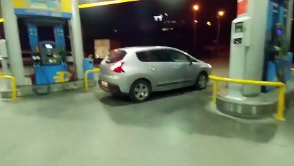 Sürücüsüz araba Türkiye'de benzinliğe giderse ne olur?