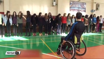 Engel tanımayan beden eğitimi öğretmeni