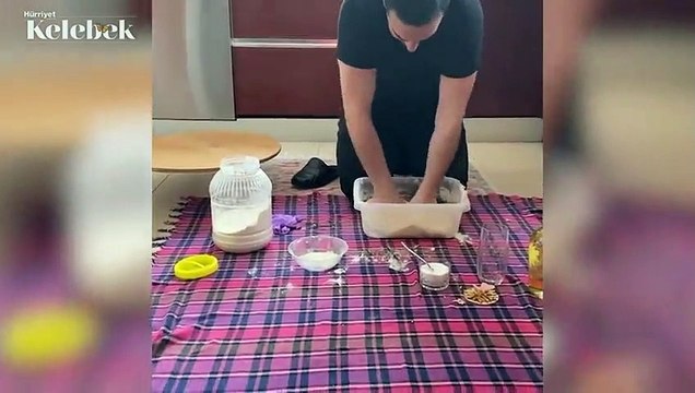Berdan Mardini mutfağa girdi, hamur yoğurdu...