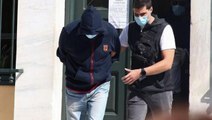 Yunanistan bu olayı konuşuyor: 53 yaşındaki adam, 12 yaşındaki kıza tecavüz edip zorla fuhuş yaptırdı, anne de istismara ortak olduğu için gözaltında