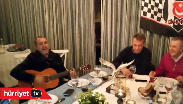 Fikret Orman ve Haluk Levent beraber şarkı söyledi