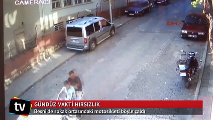 Besni'de hırsız gündüz vakti motosikleti böyle çaldı